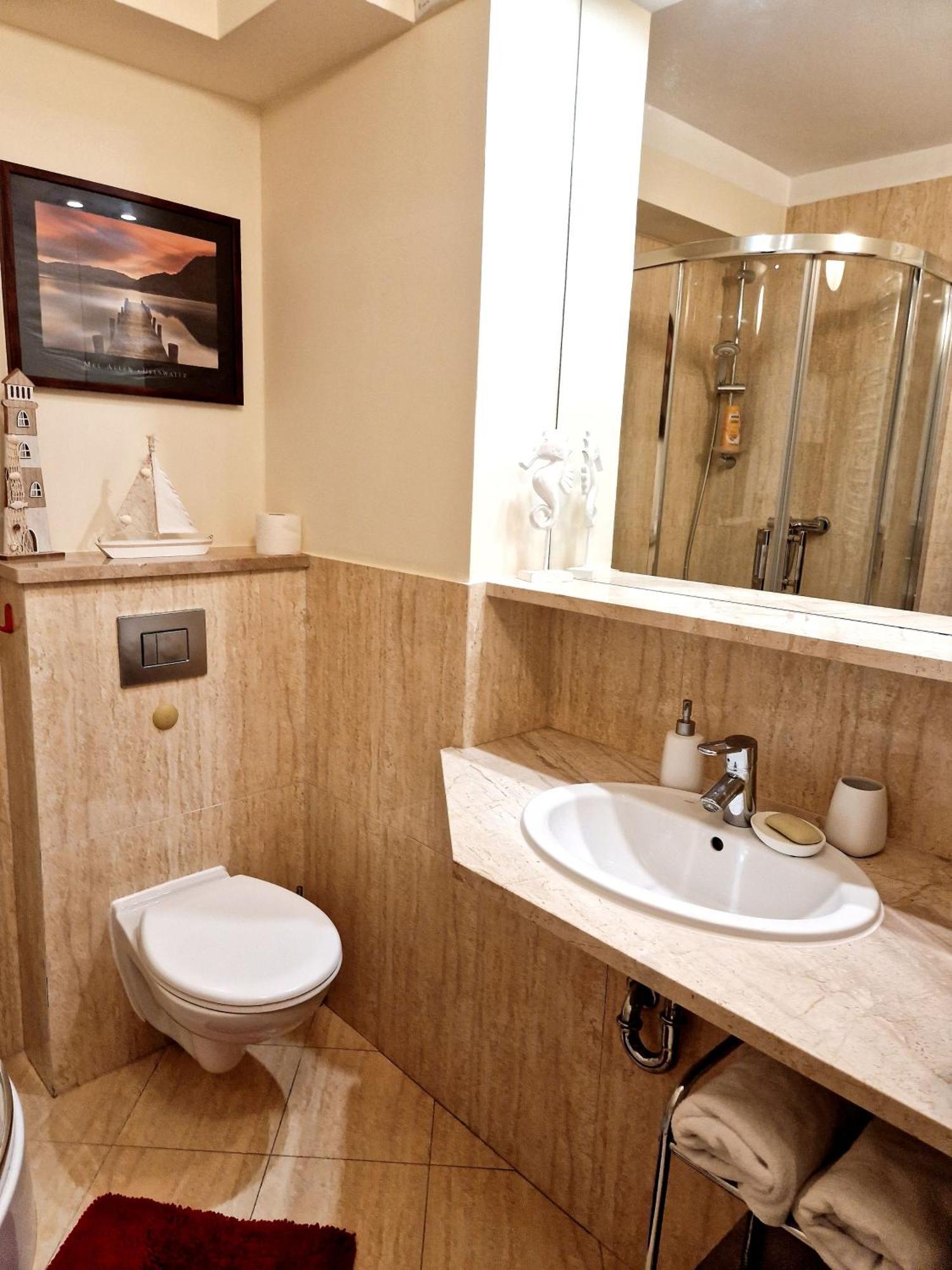 Apartament Trzy Pomosty Villa Mistral 斯维诺乌伊希切 外观 照片