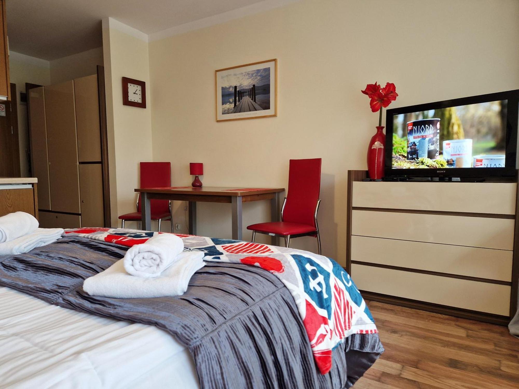 Apartament Trzy Pomosty Villa Mistral 斯维诺乌伊希切 外观 照片